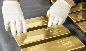 российские банки продают золото
