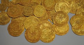 клад золотых монет