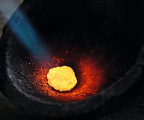 золото в Перу