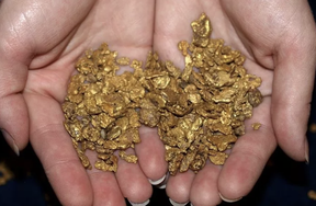 скупка добытого в россии золота