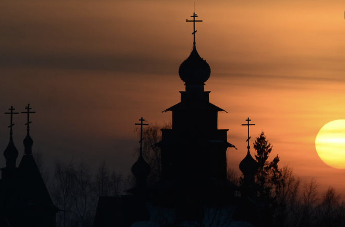 Храм призывает. Церковь фон. Православный фон. Православные храмы на темном фоне. Церковь на фоне неба.